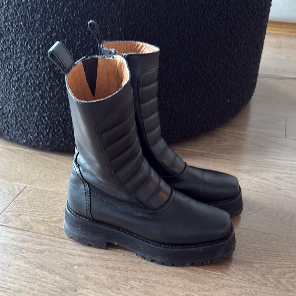 Black Ankle Boots with Quilted Leather and Slip-On Design